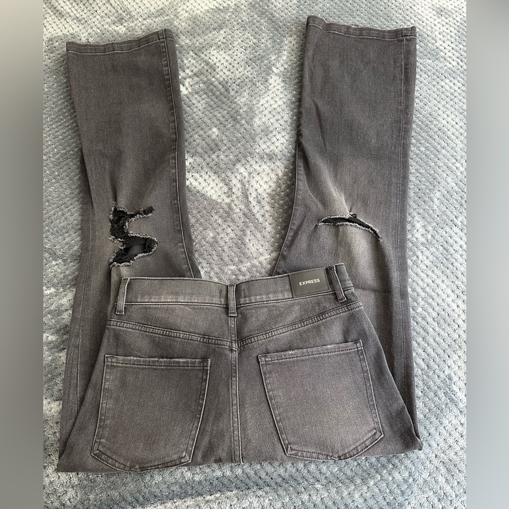 Like new! Express 90’s bootcut high rise black distressed jeans, size 8R